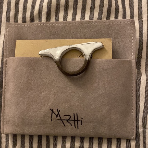 ceramic knuckle duster ring sz 10 - Picture 4 of 5